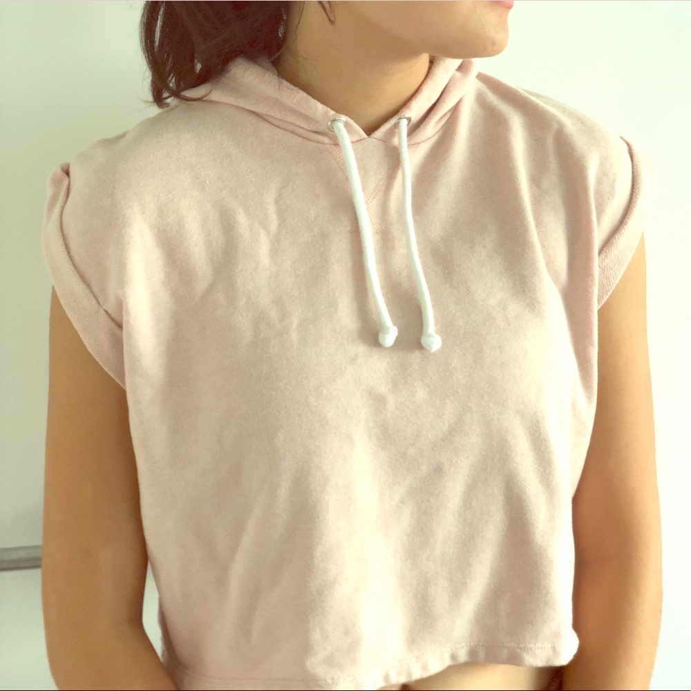 H&M pink crop top tee